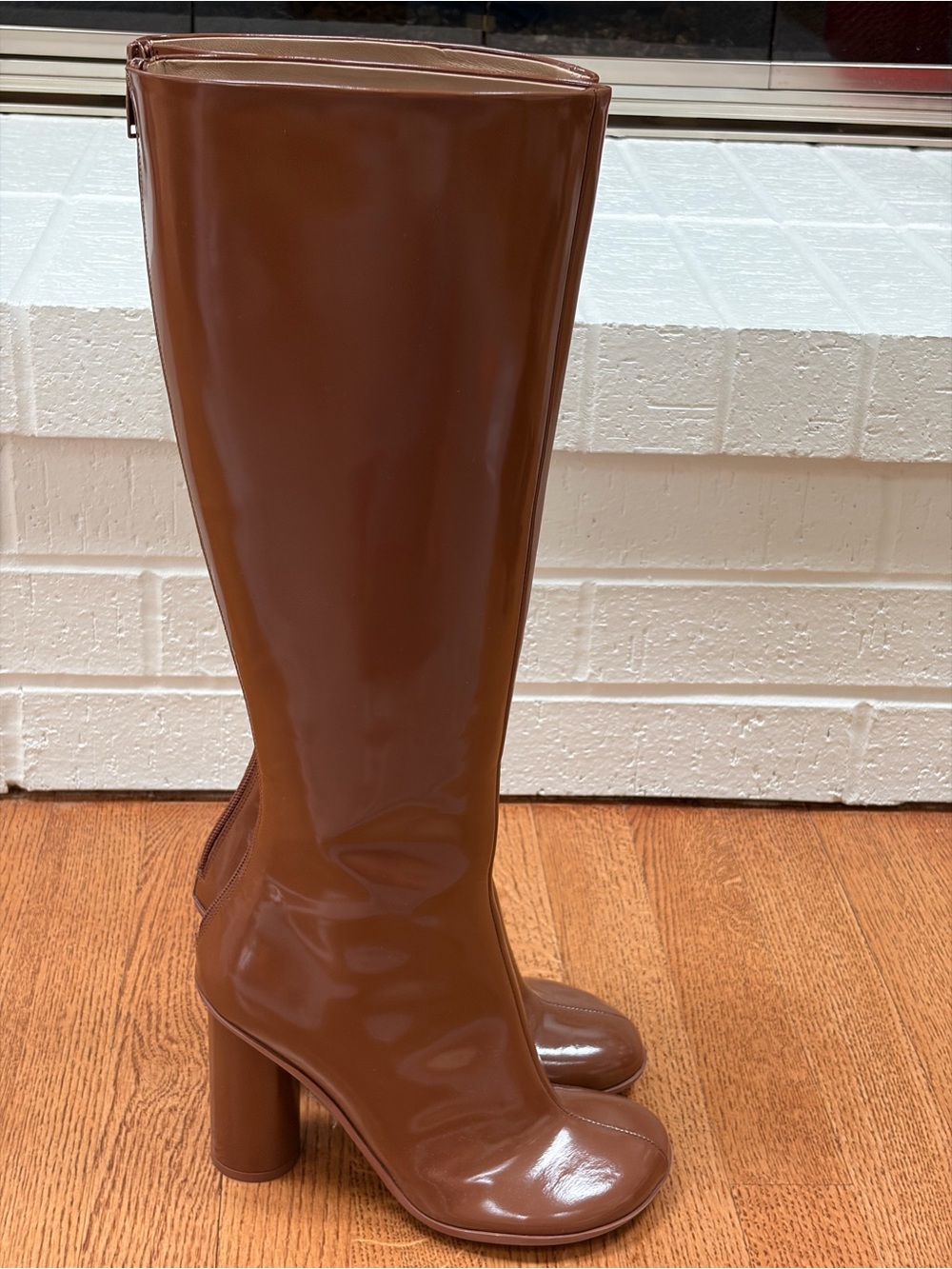 Bottega Veneta Atomic 90 mm tall boots, Brown Sugar, patent leather, 37 - Picture 4 of 12